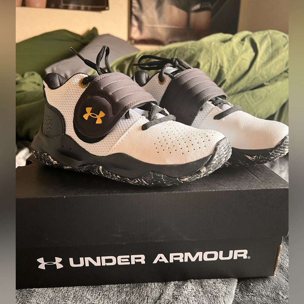 Kids Under Armour Shoes